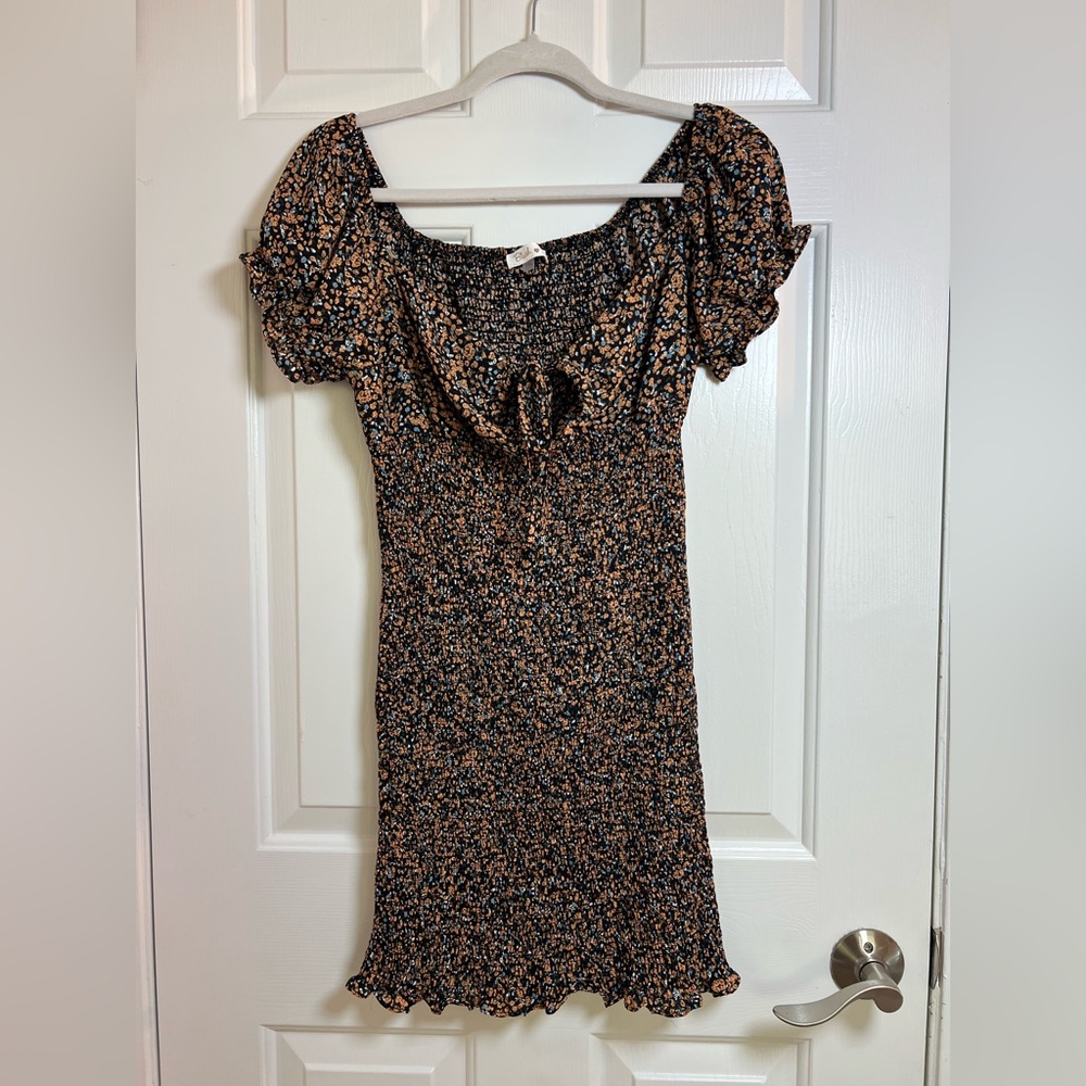 Blush Black and Tan women Floral Mini Dress Size 1XL‎